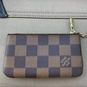 Louis Vuitton key cles damier ebene